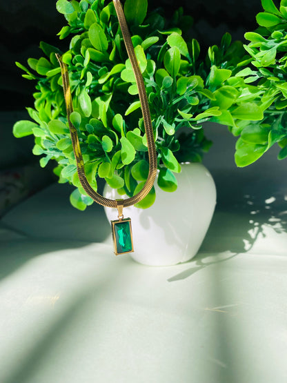 Green Emerald Radiance Anti- Tarnish Necklace